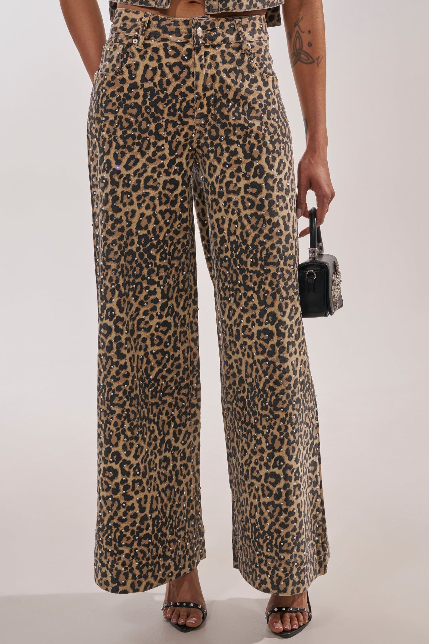 LEOPARD SISTA RELAXED DENIM