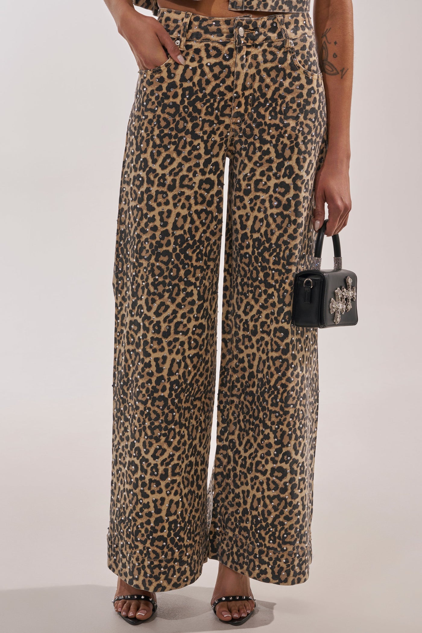 LEOPARD SISTA RELAXED DENIM