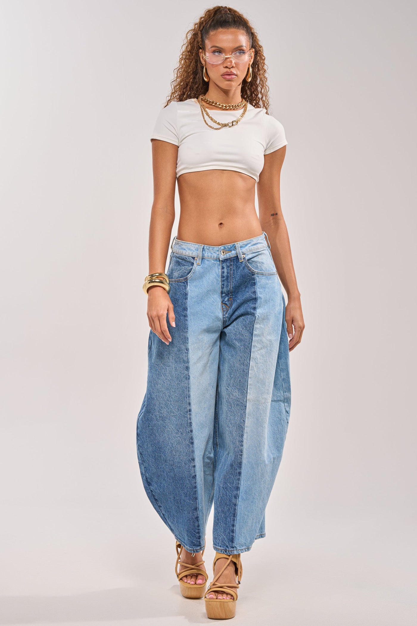 MIXED EMOTIONS COLORBLOCKED BARREL DENIM