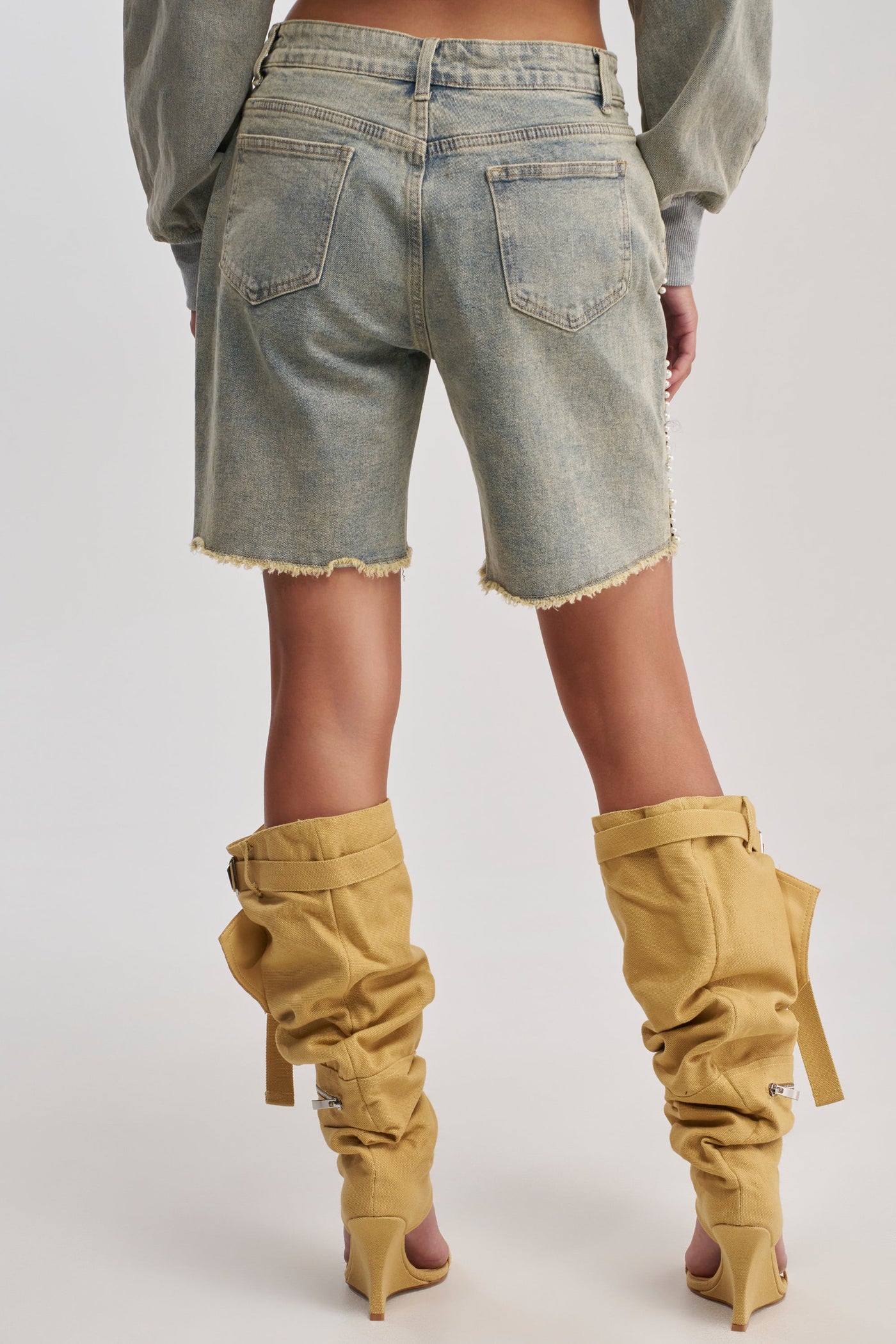 PATCHED UP LOW RISE BROCADE BERMUDA