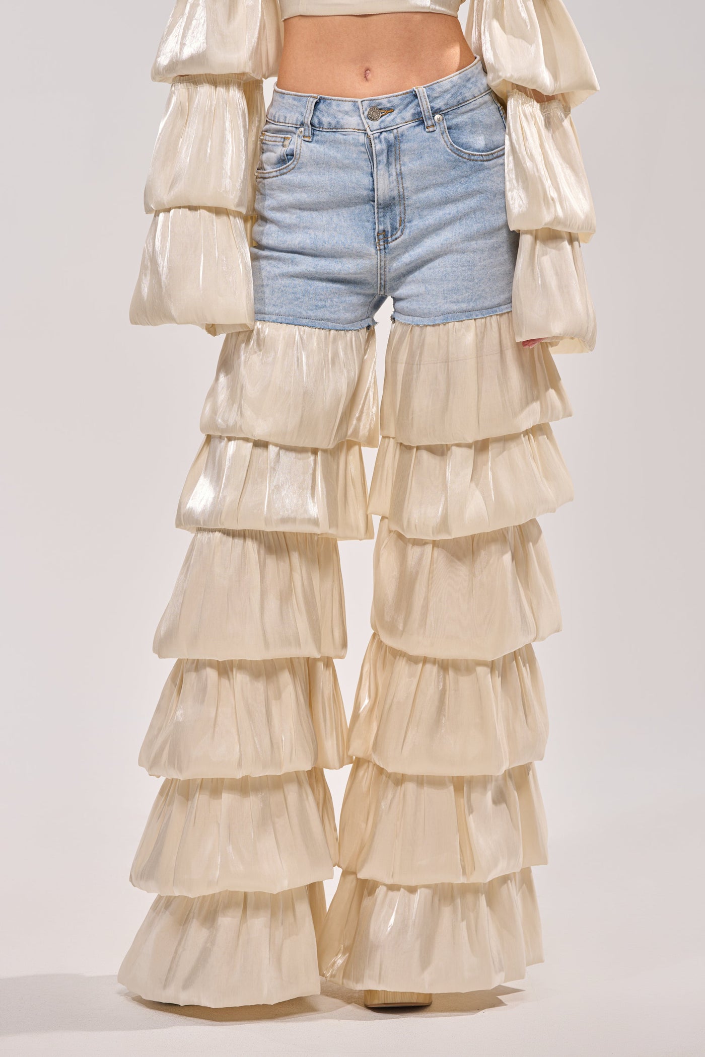 BOUNCIN AROUND DENIM RUFFLE PANT