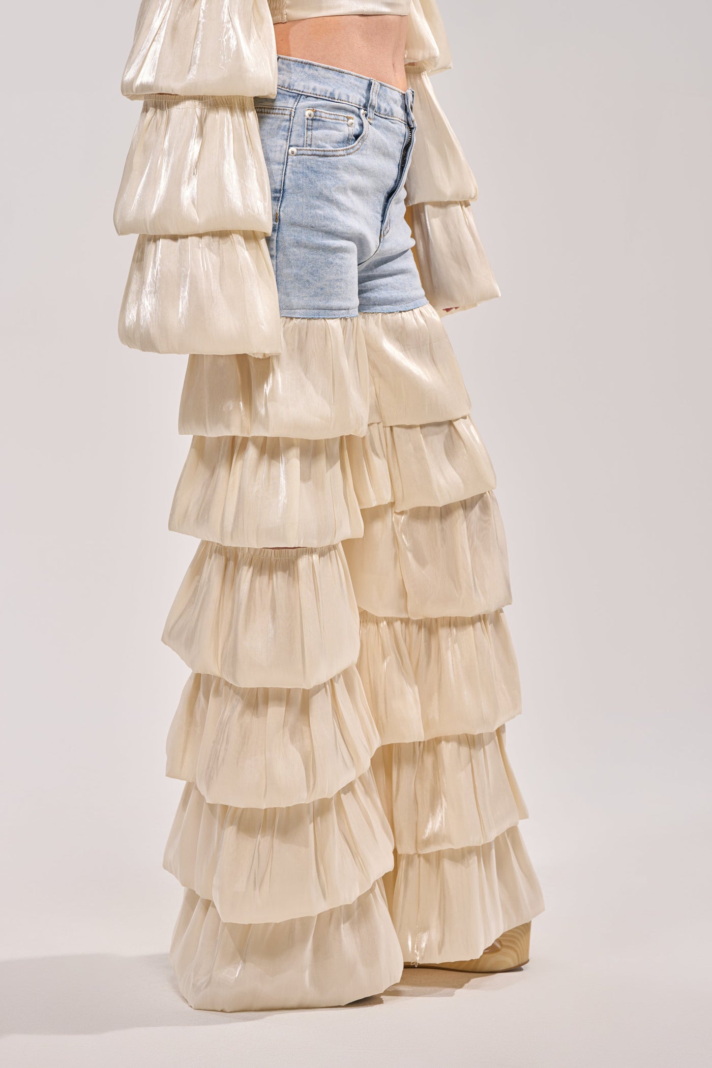 BOUNCIN AROUND DENIM RUFFLE PANT