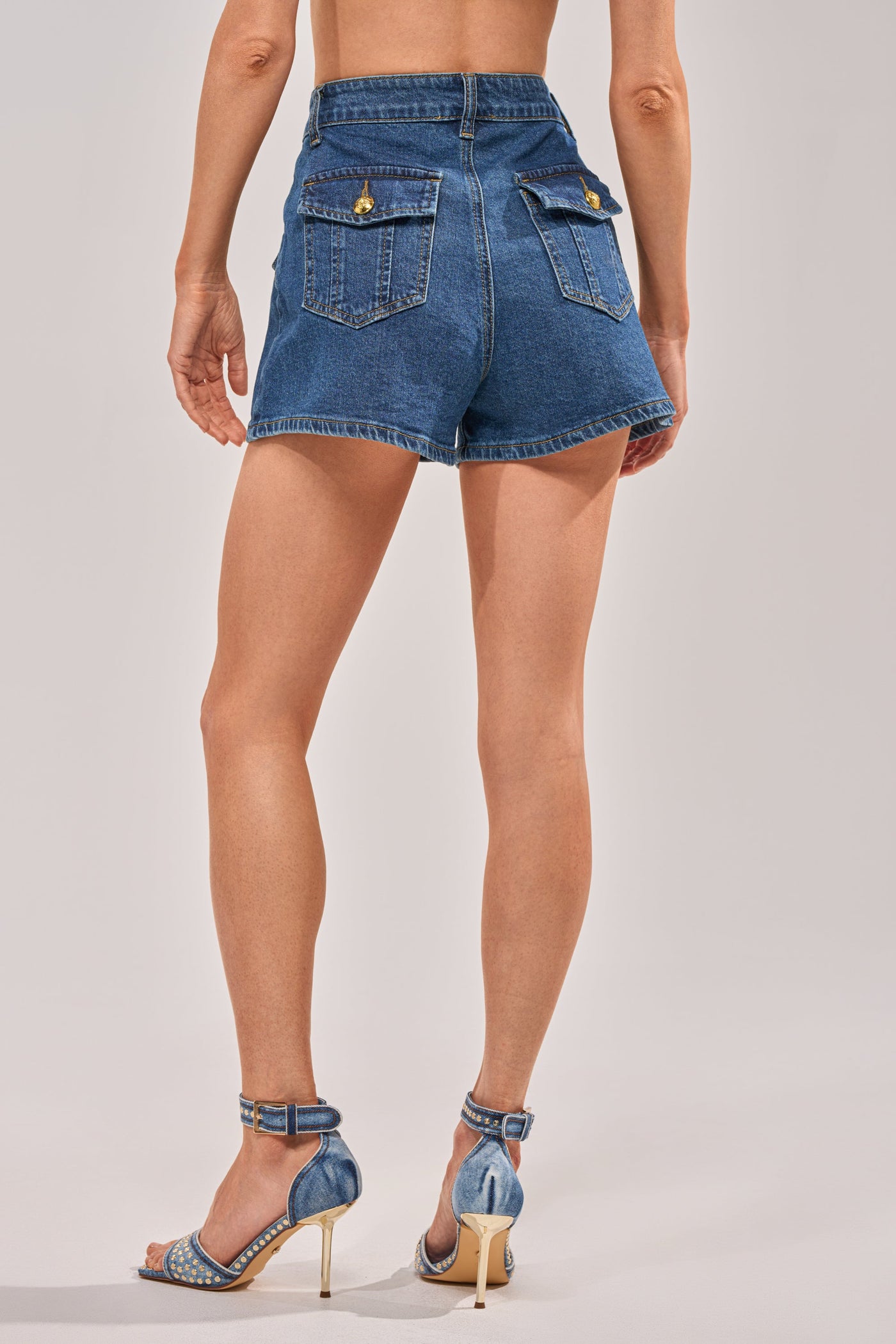 STAY CLASSY DENIM SHORT
