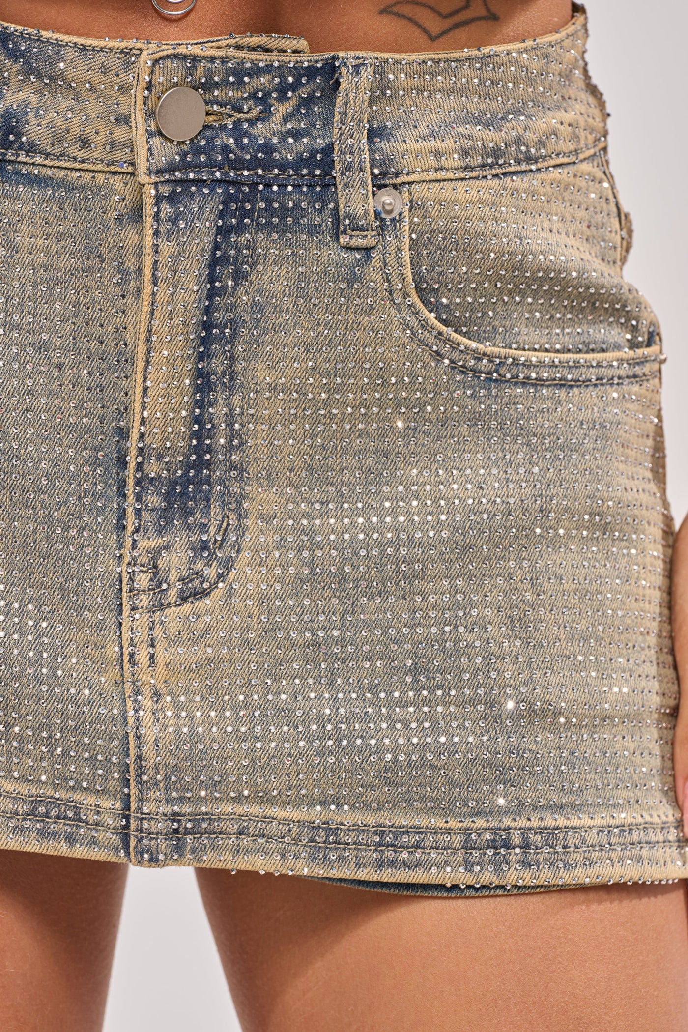 DRIPPING RHINESTONES SKORT IN TAUPE