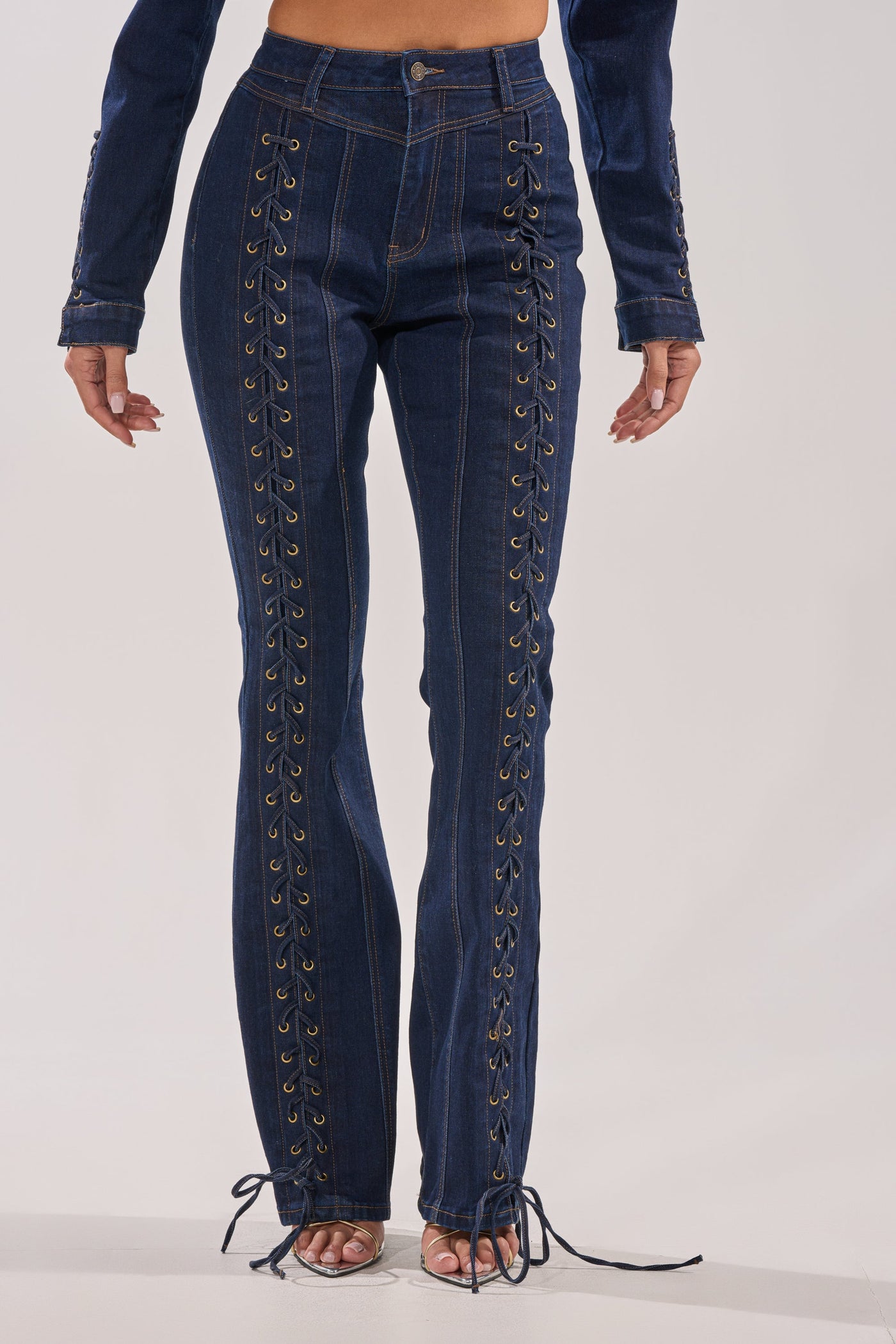 THATS ON ME FLARE DENIM PANT