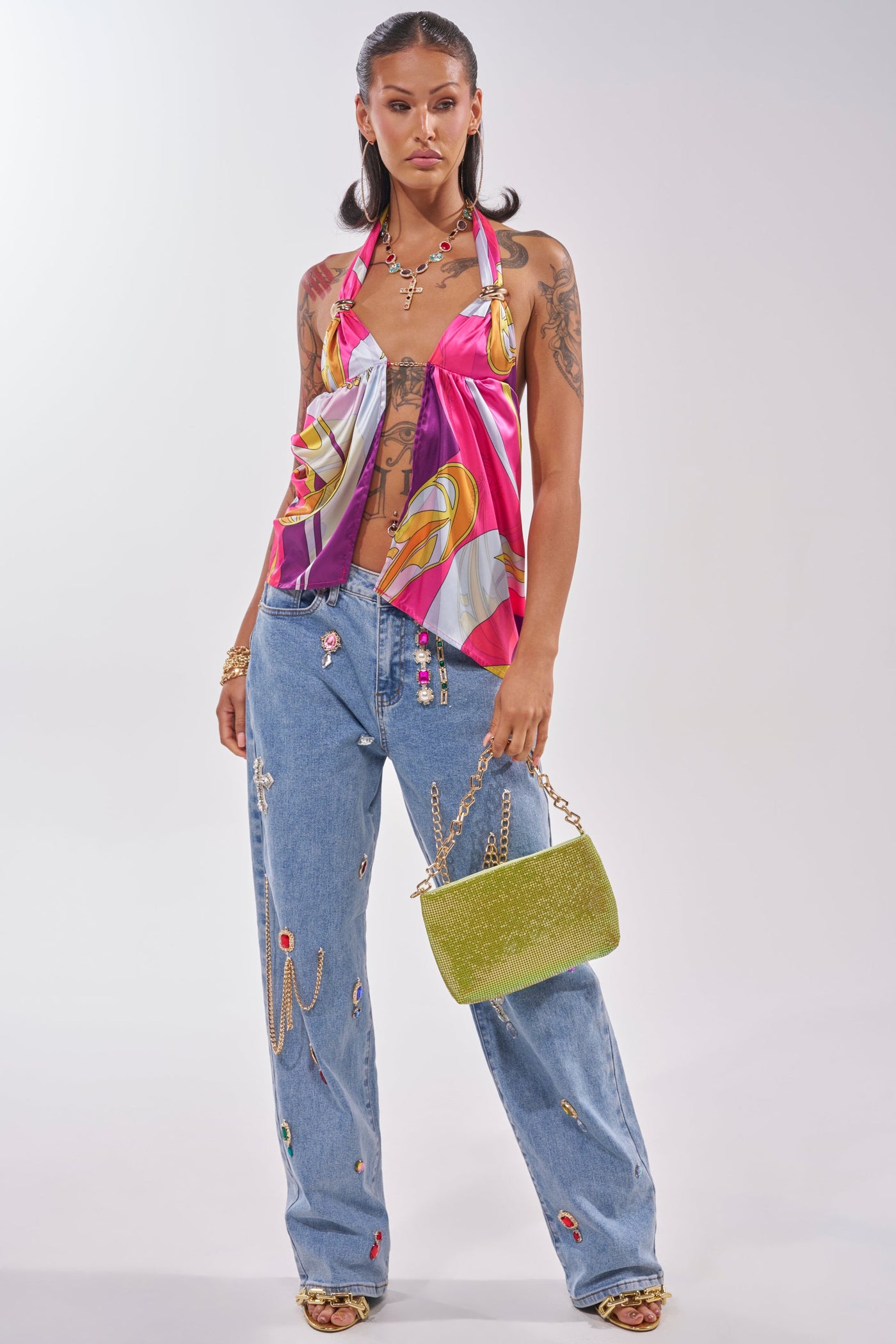 FEELING THE DIFFERENCE EMBELLISHED RELAXED DENIM