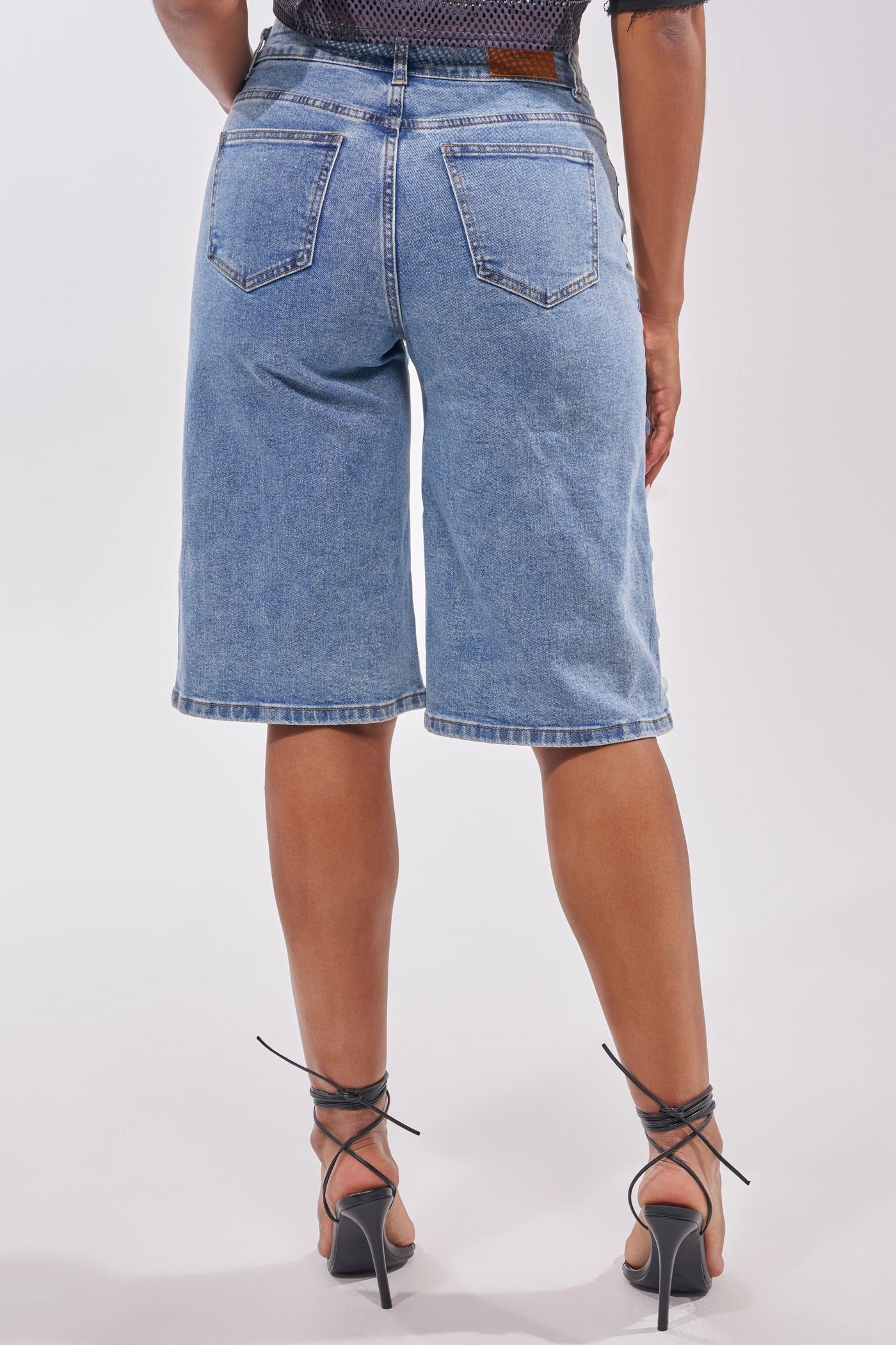 SPARKLE AND SHINE BERMUDA SHORT
