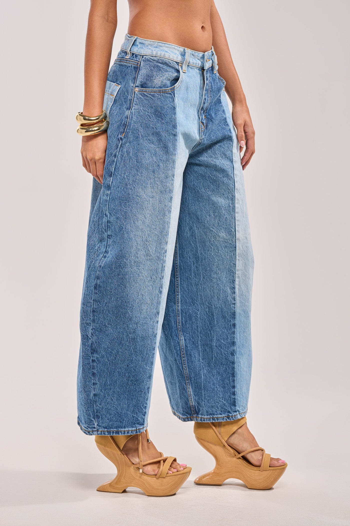 MIXED EMOTIONS COLORBLOCKED BARREL DENIM
